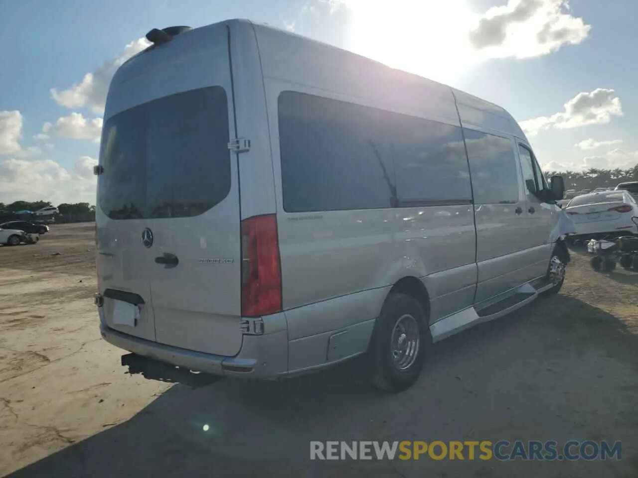 3 Photograph of a damaged car WD4PF4CD4KP111301 MERCEDES-BENZ SPRINTER 2019