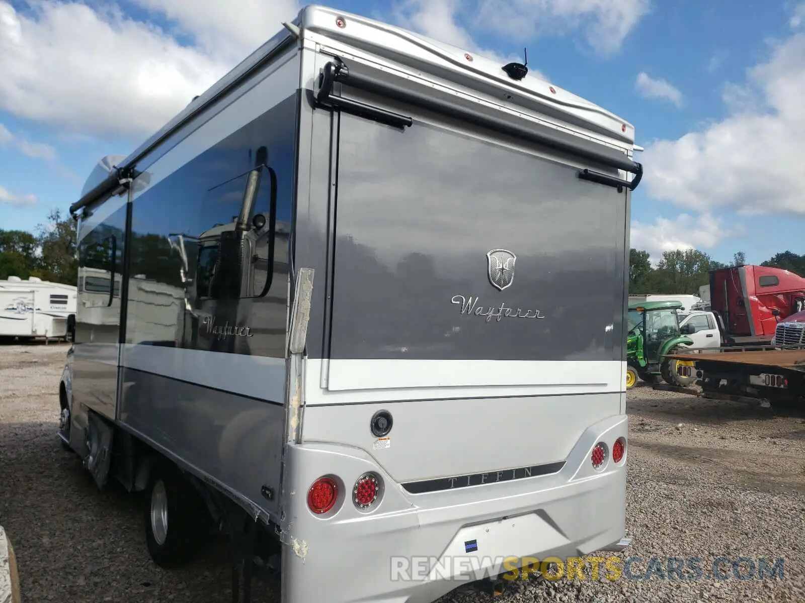 3 Photograph of a damaged car WDAPF4CD1KN018812 MERCEDES-BENZ SPRINTER 2019