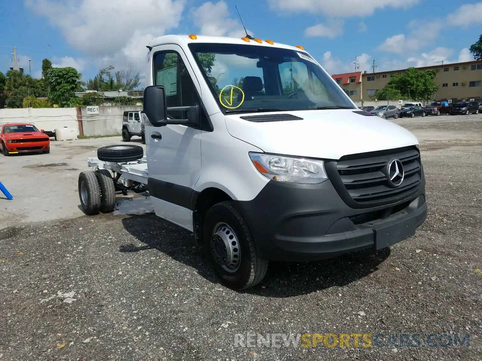 1 Photograph of a damaged car WDAPF4CD2KN040513 MERCEDES-BENZ SPRINTER 2019