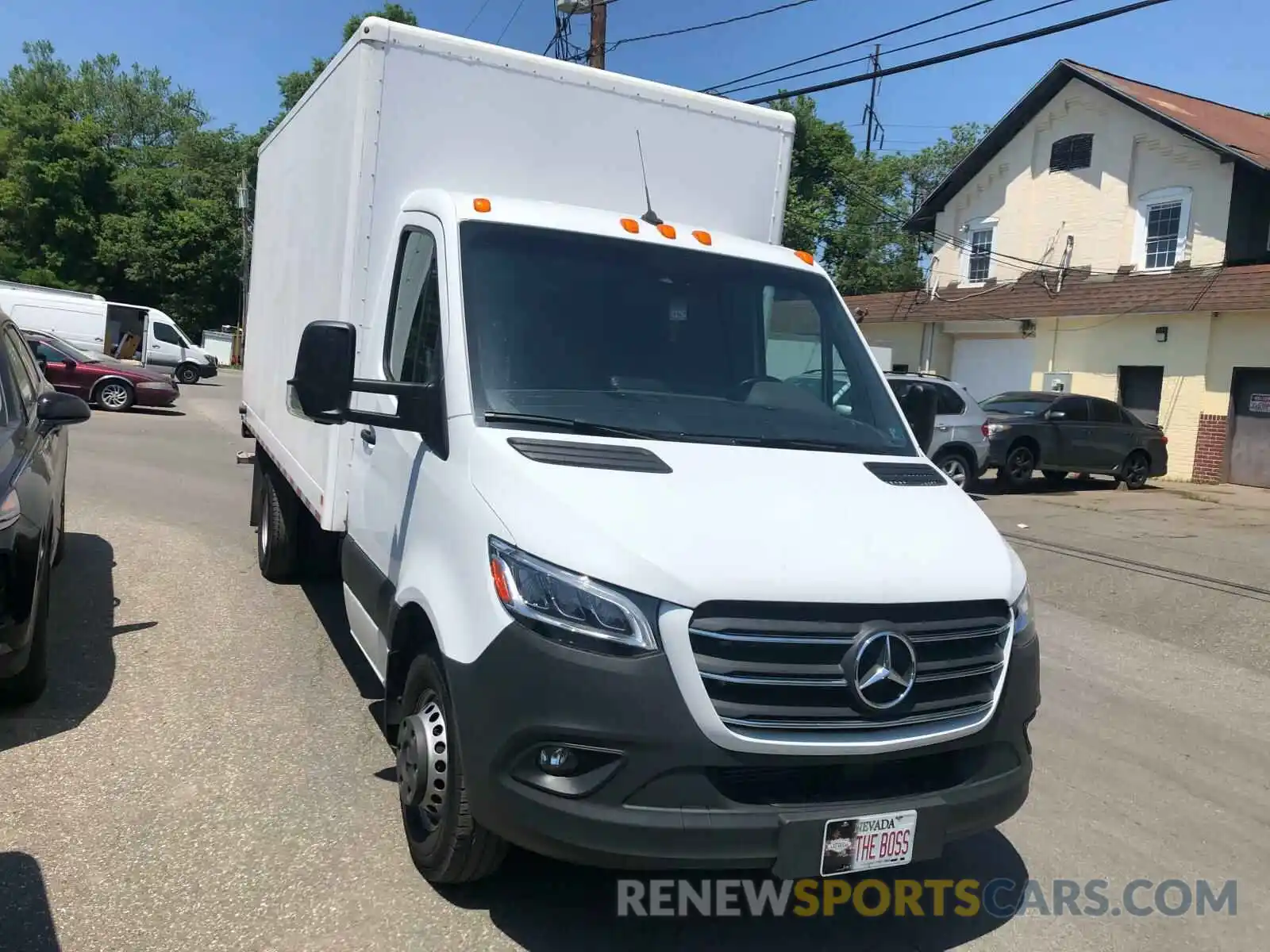 1 Photograph of a damaged car WDAPF4CD8KN015177 MERCEDES-BENZ SPRINTER 2019