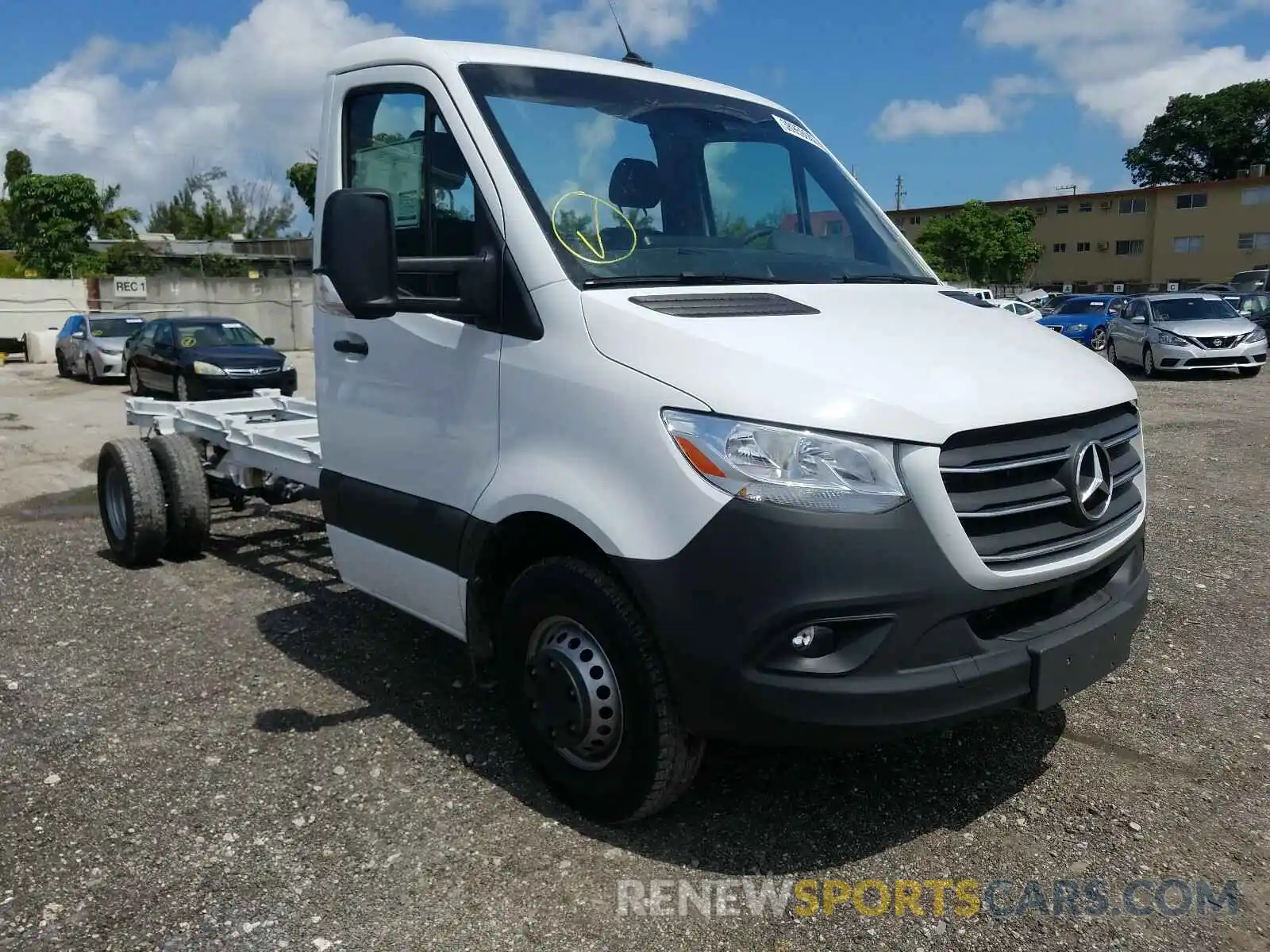 1 Photograph of a damaged car WDAPF4CDXKN058645 MERCEDES-BENZ SPRINTER 2019