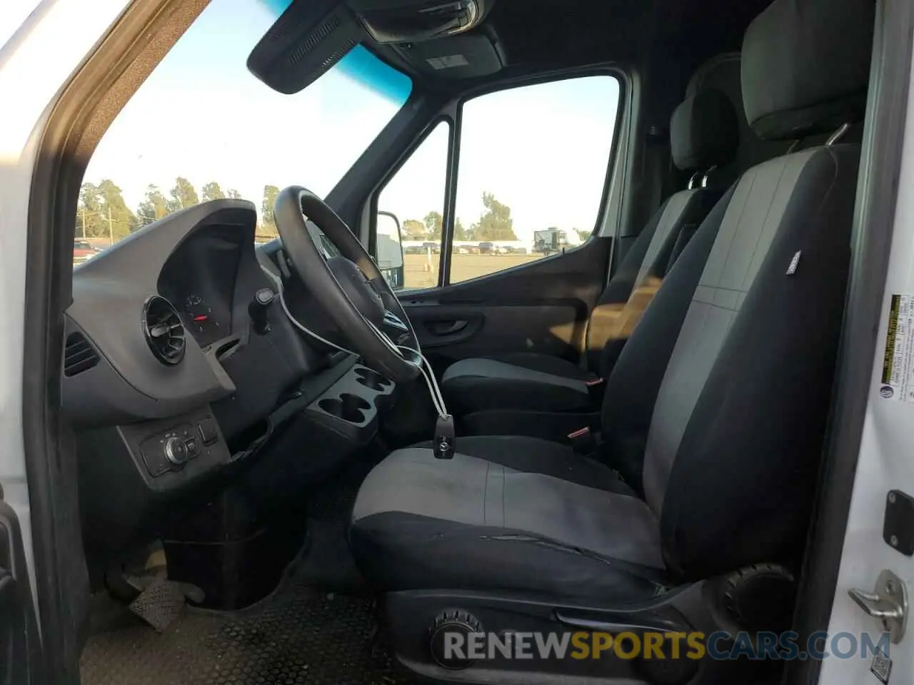 7 Photograph of a damaged car W1W4EBHYXLT028792 MERCEDES-BENZ SPRINTER 2020