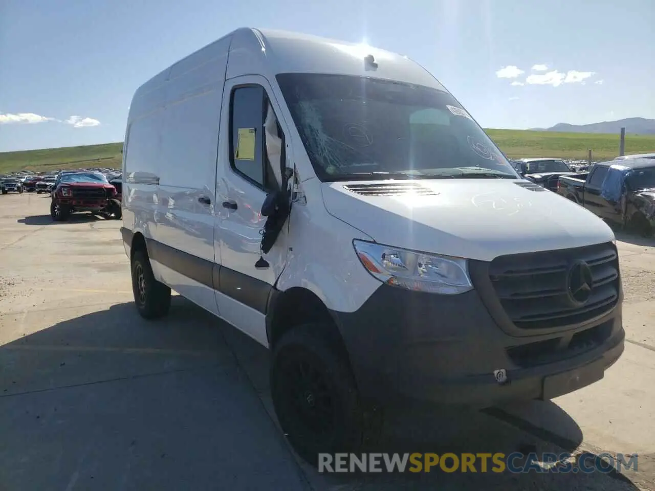 1 Photograph of a damaged car W1W4EBVY2LP205655 MERCEDES-BENZ SPRINTER 2020