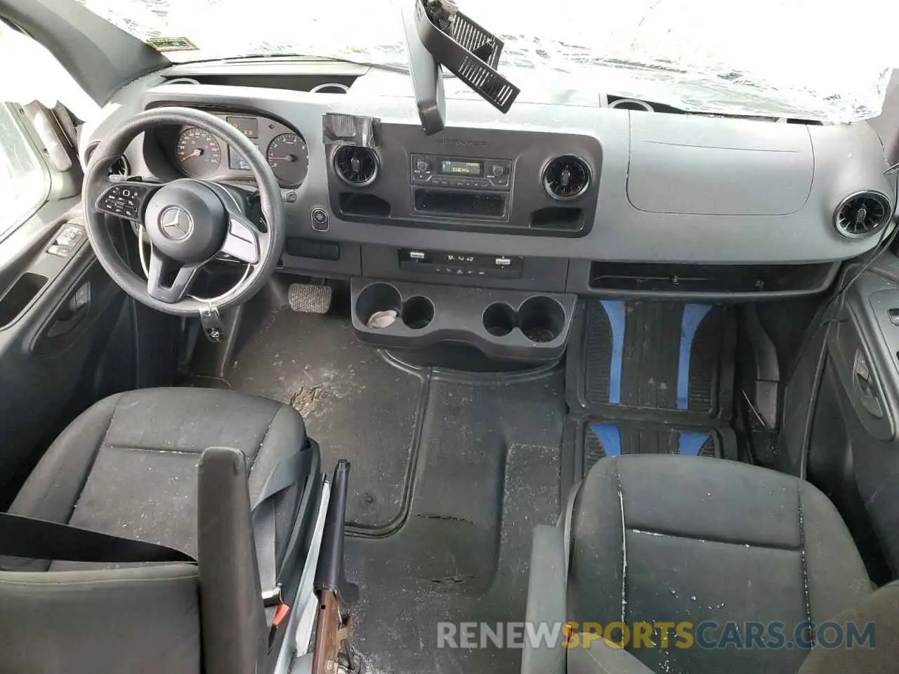 8 Photograph of a damaged car W1W40CHY1MT055630 MERCEDES-BENZ SPRINTER 2021