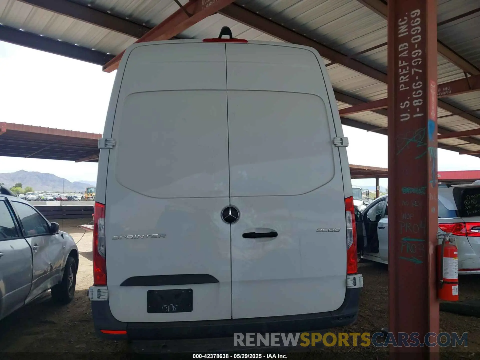 17 Photograph of a damaged car W1W40CHY5MT051175 MERCEDES-BENZ SPRINTER 2021