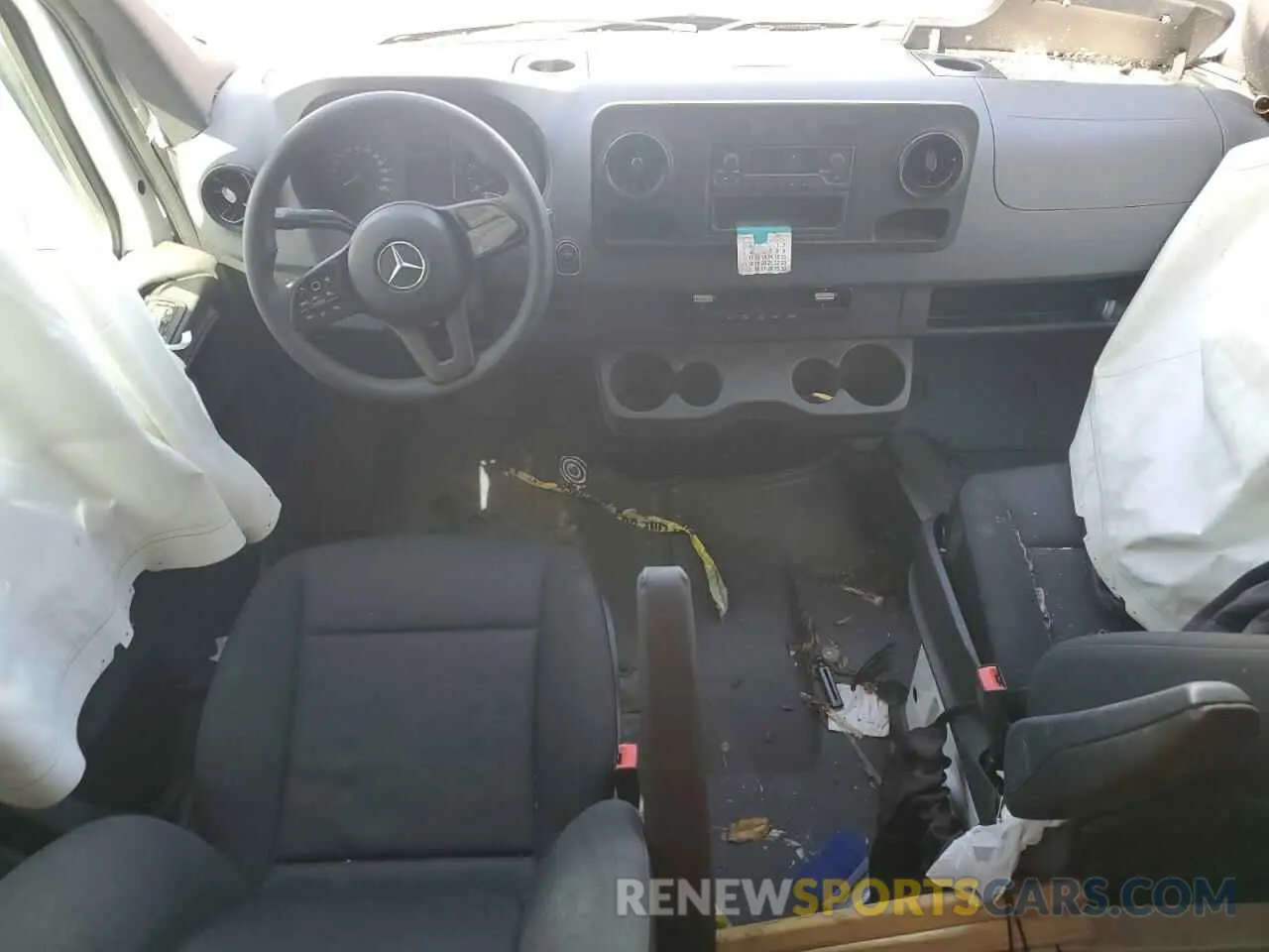 8 Photograph of a damaged car W1W4DCHY1MT051078 MERCEDES-BENZ SPRINTER 2021