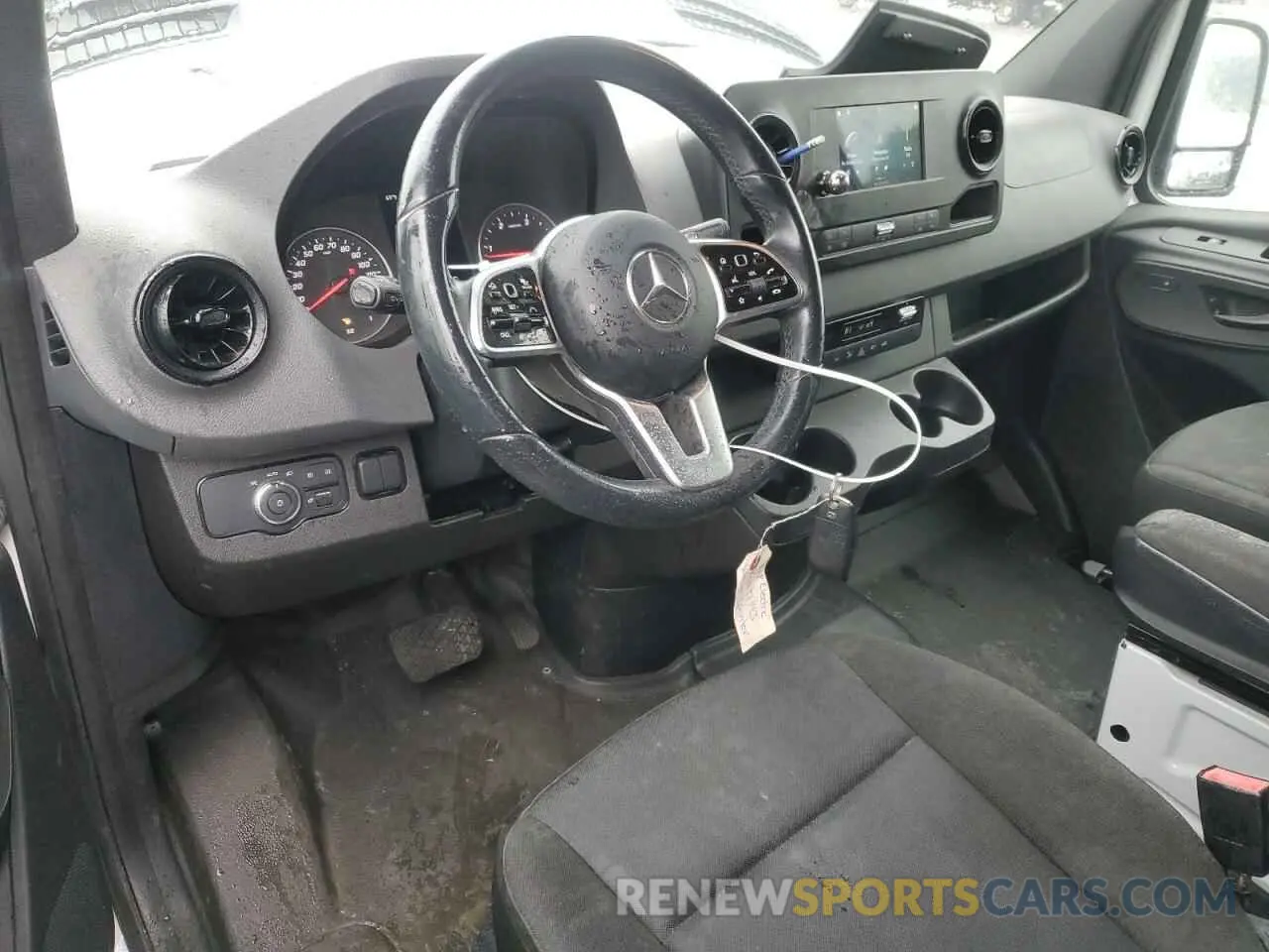 8 Photograph of a damaged car W1Y4EBHYXMT074633 MERCEDES-BENZ SPRINTER 2021