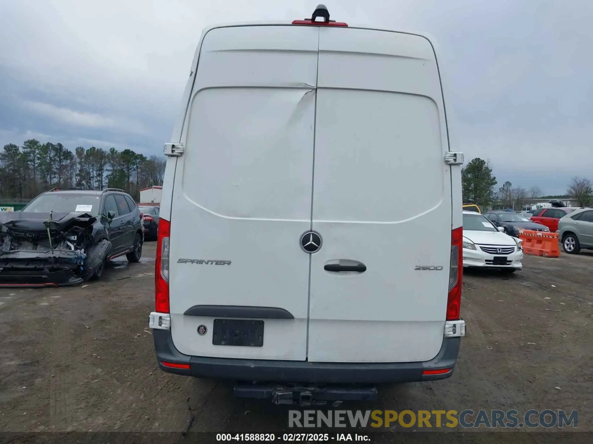 16 Photograph of a damaged car W1Y4ECHY5MT079017 MERCEDES-BENZ SPRINTER 2021