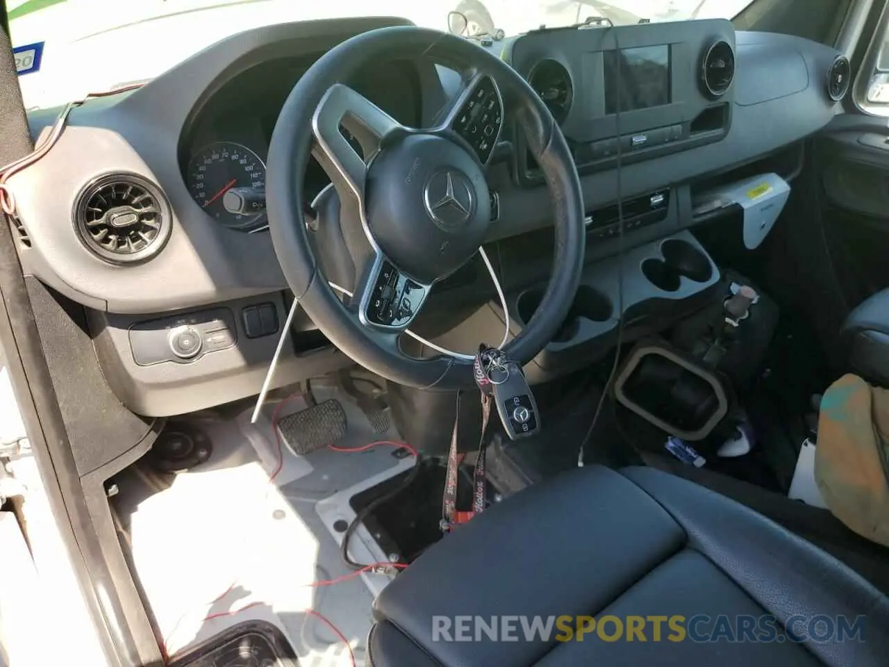 8 Photograph of a damaged car W1Y4ECHY8MT058906 MERCEDES-BENZ SPRINTER 2021