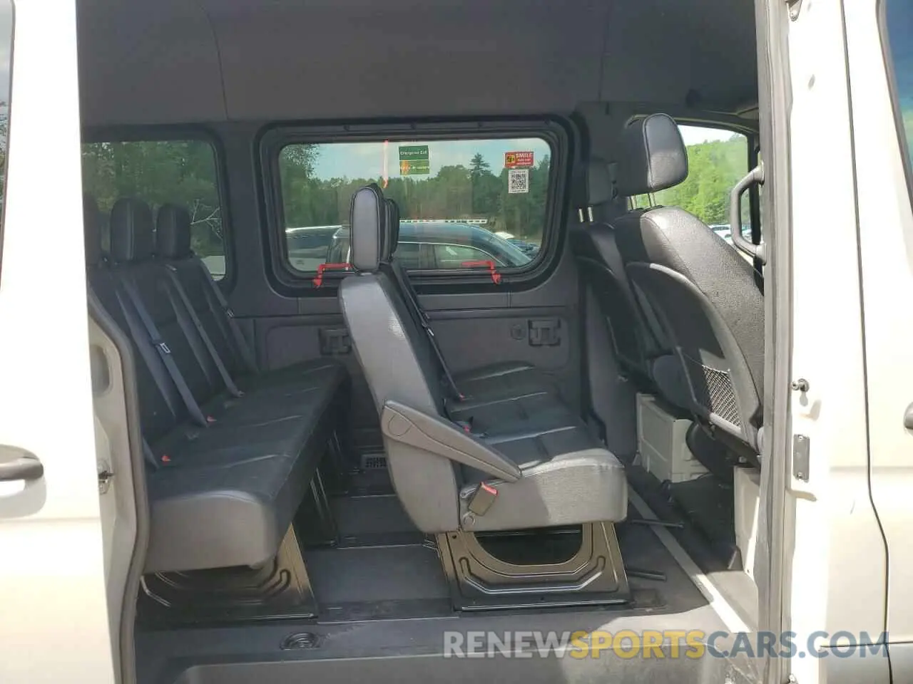 11 Photograph of a damaged car W1Z40FHY4MT063905 MERCEDES-BENZ SPRINTER 2021