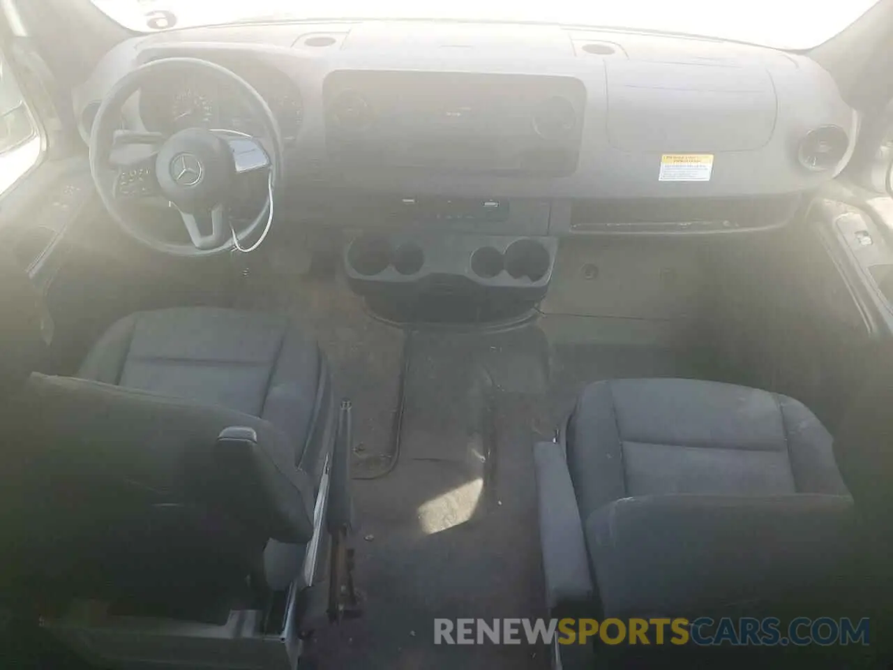 8 Photograph of a damaged car W1Y40CHY1NT113681 MERCEDES-BENZ SPRINTER 2022