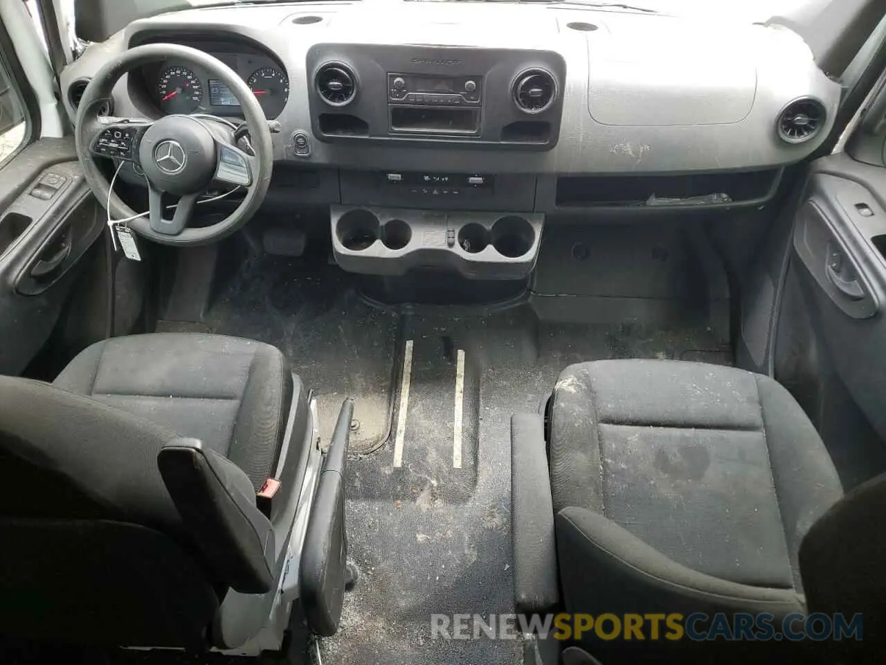 8 Photograph of a damaged car W1Y40CHY5NT100786 MERCEDES-BENZ SPRINTER 2022
