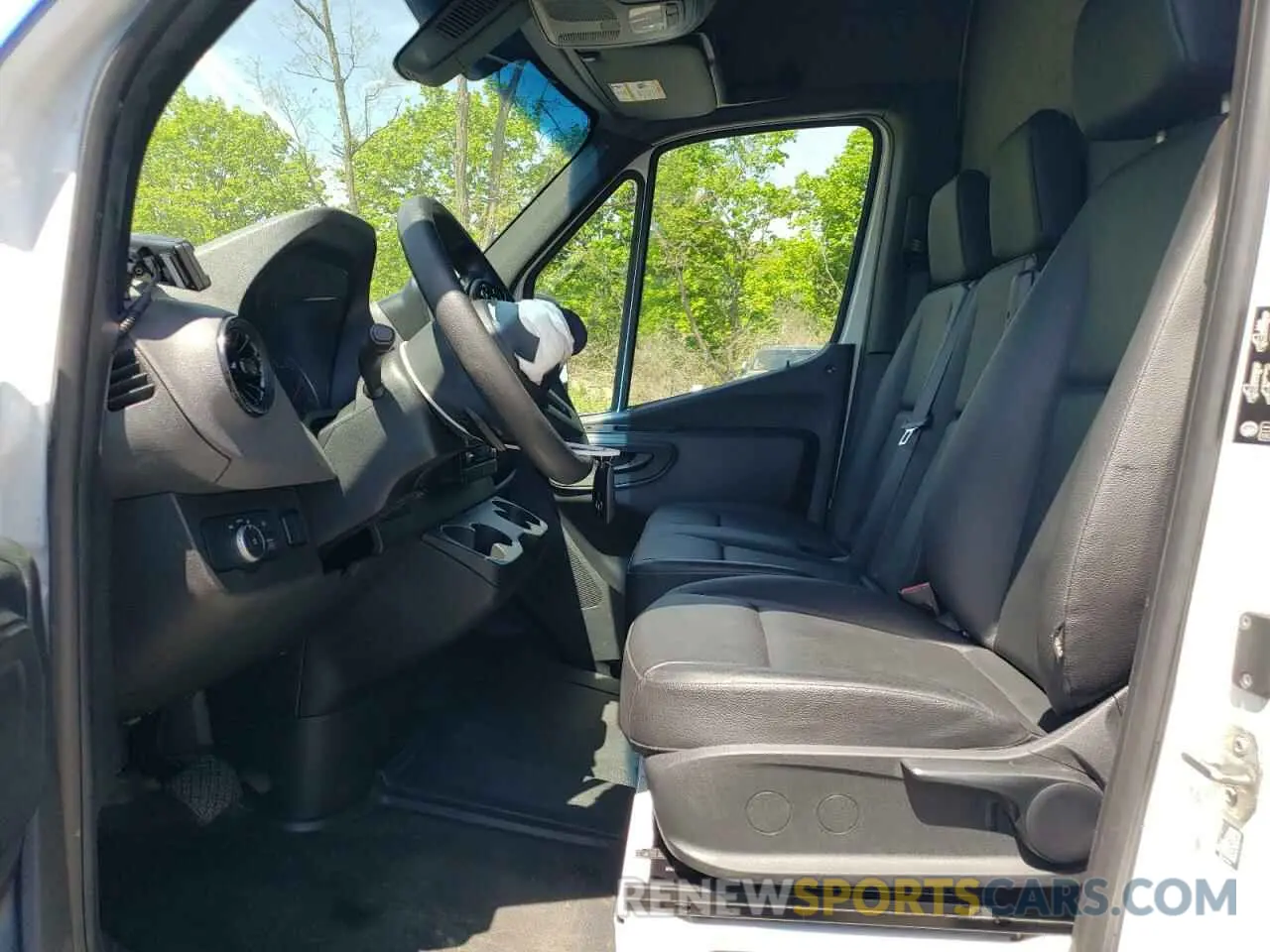 7 Photograph of a damaged car W1Y8EB3Y6NT093478 MERCEDES-BENZ SPRINTER 2022