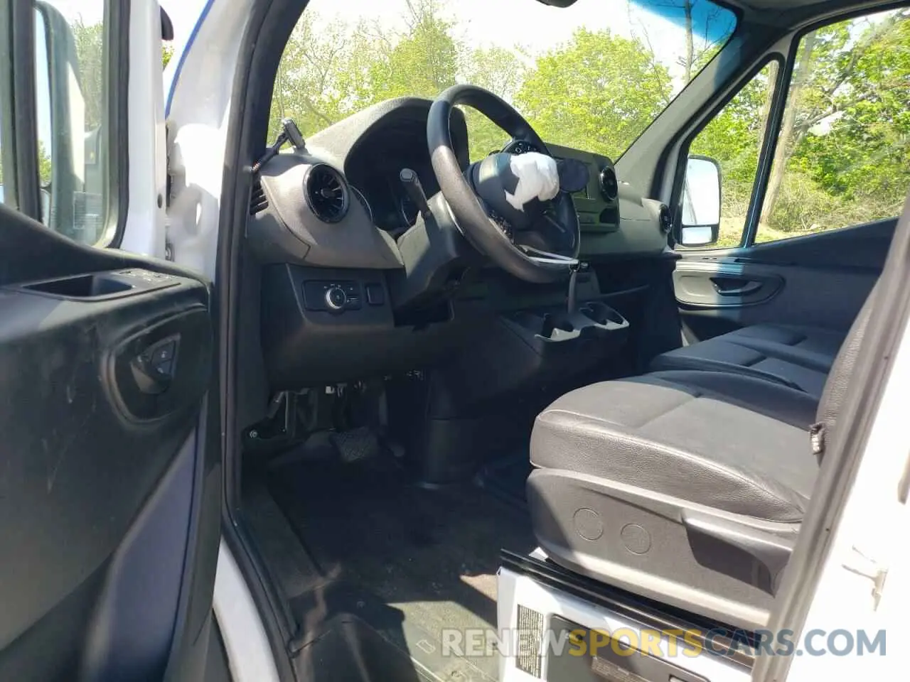 8 Photograph of a damaged car W1Y8EB3Y6NT093478 MERCEDES-BENZ SPRINTER 2022