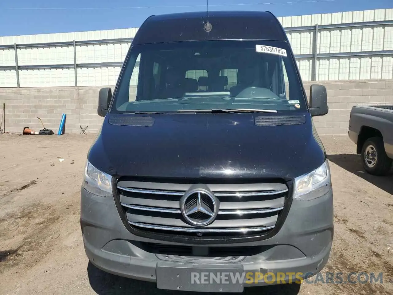 5 Photograph of a damaged car W1Z4EFHY7NP446054 MERCEDES-BENZ SPRINTER 2022