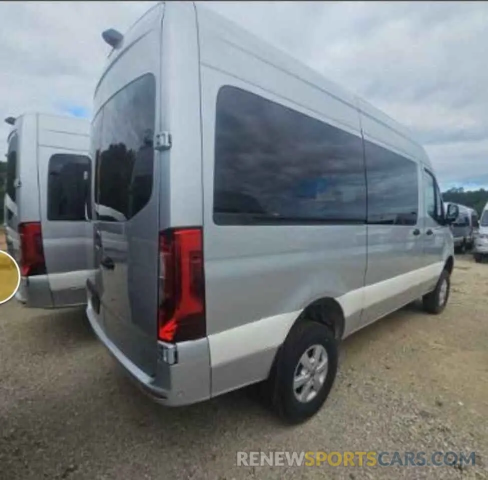 4 Photograph of a damaged car W1X4NBVY1PT123893 MERCEDES-BENZ SPRINTER 2023