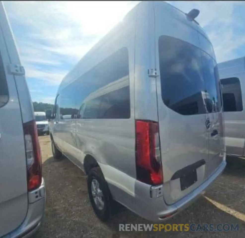 3 Photograph of a damaged car W1X4NBVY1PT125191 MERCEDES-BENZ SPRINTER 2023