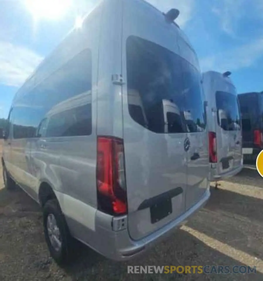 3 Photograph of a damaged car W1X4NBVY1PT131685 MERCEDES-BENZ SPRINTER 2023