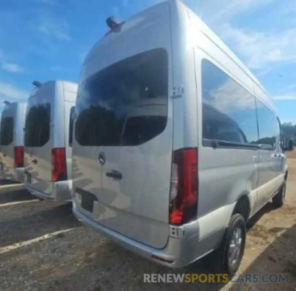 4 Photograph of a damaged car W1X4NBVY1PT131685 MERCEDES-BENZ SPRINTER 2023