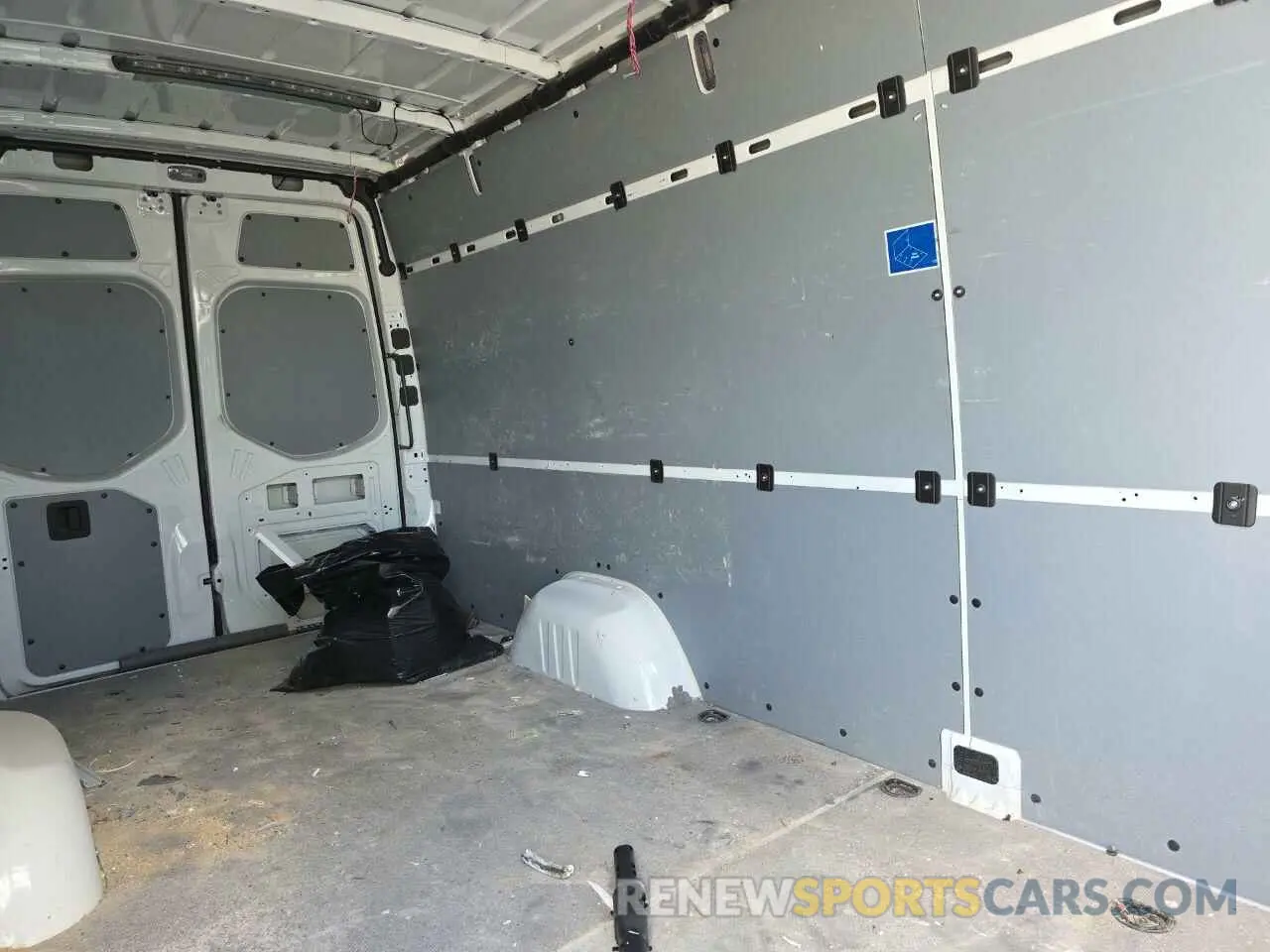 10 Photograph of a damaged car W1Y40CHY2PT157028 MERCEDES-BENZ SPRINTER 2023