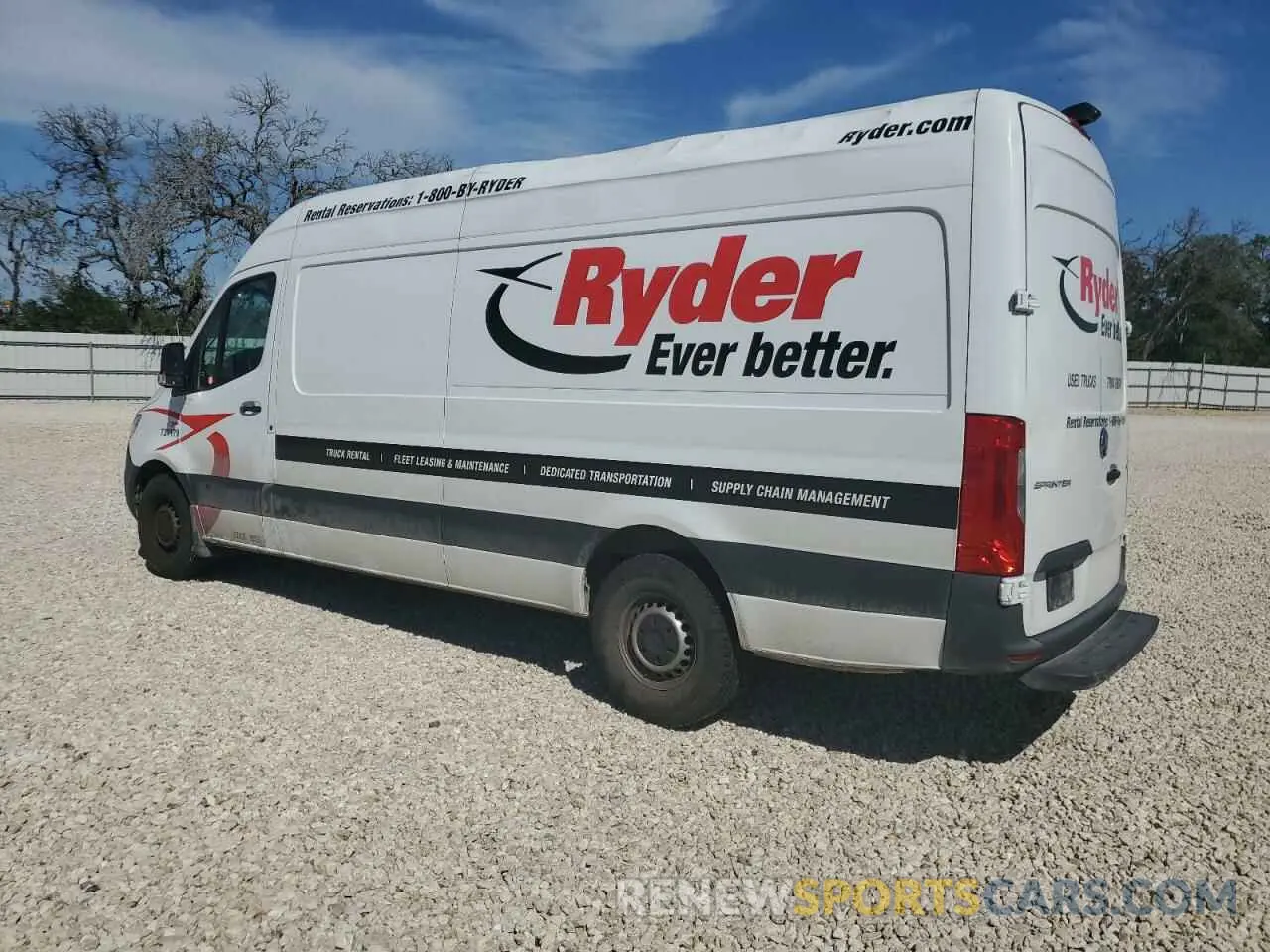 2 Photograph of a damaged car W1Y4KCHY9PT132752 MERCEDES-BENZ SPRINTER 2023