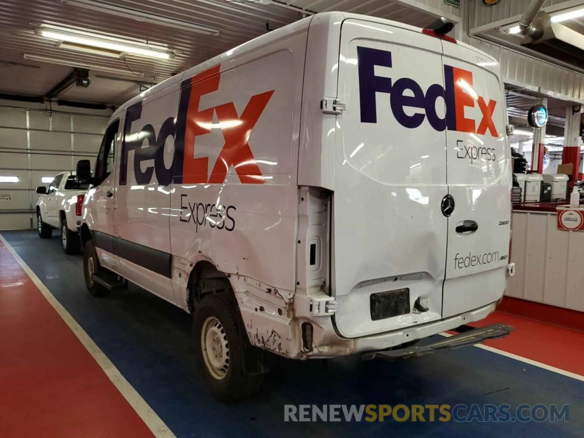 25 Photograph of a damaged car W1Y4NBVYXPT143166 MERCEDES-BENZ SPRINTER 2023