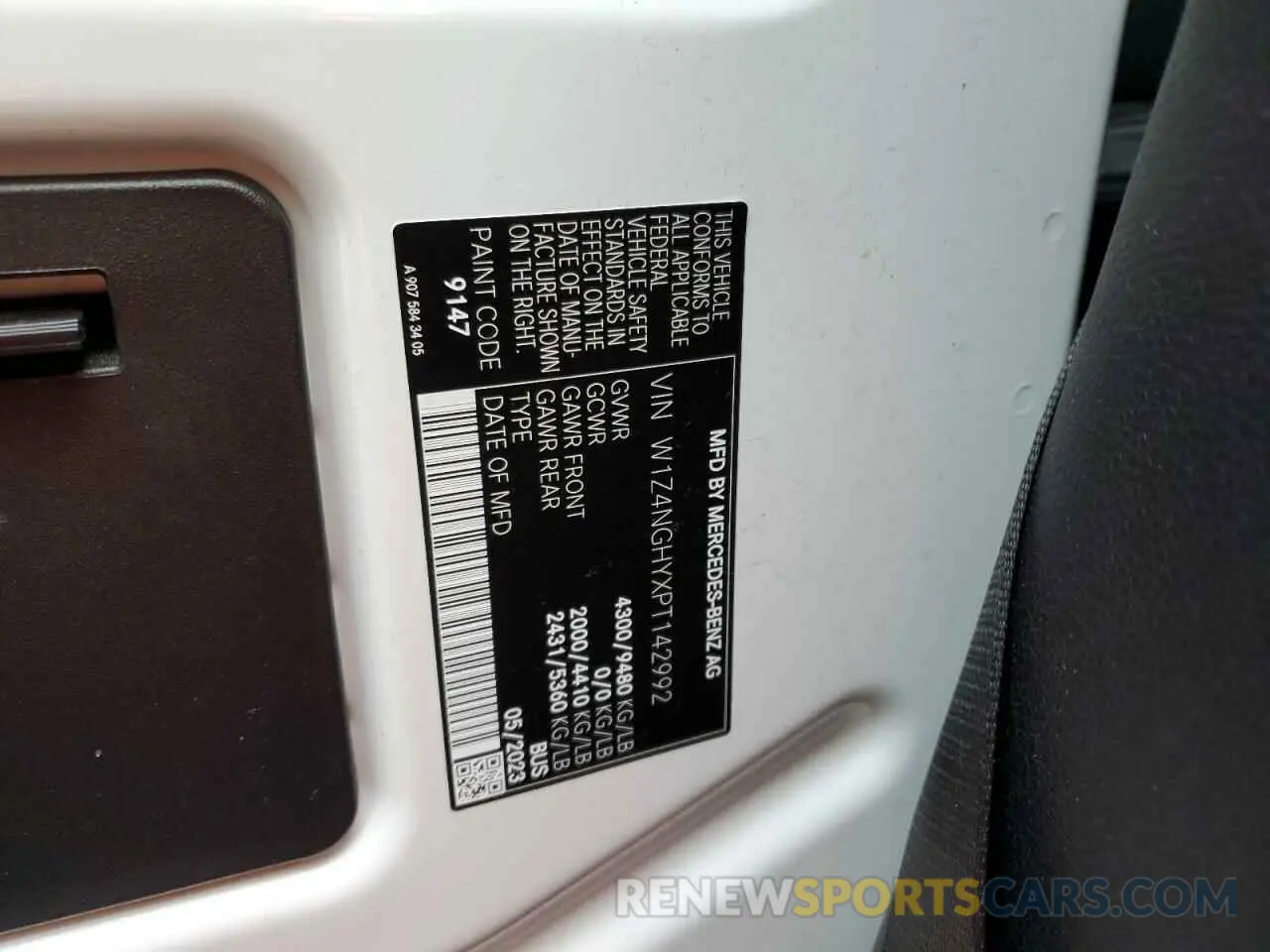 10 Photograph of a damaged car W1Z4NGHYXPT142992 MERCEDES-BENZ SPRINTER 2023