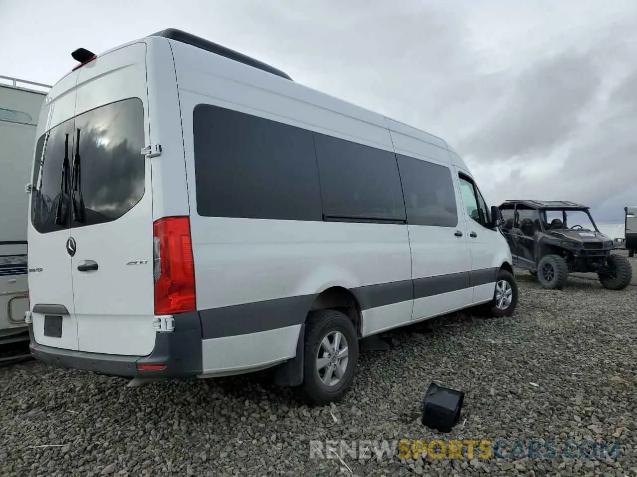 4 Photograph of a damaged car W1Z4NGHYXPT142992 MERCEDES-BENZ SPRINTER 2023