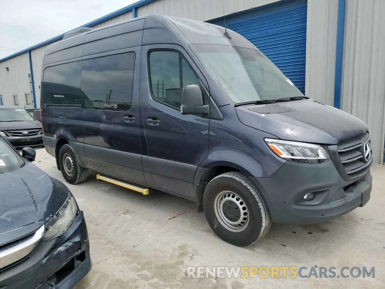 4 Photograph of a damaged car W1Z70FGY2PT138989 MERCEDES-BENZ SPRINTER 2023