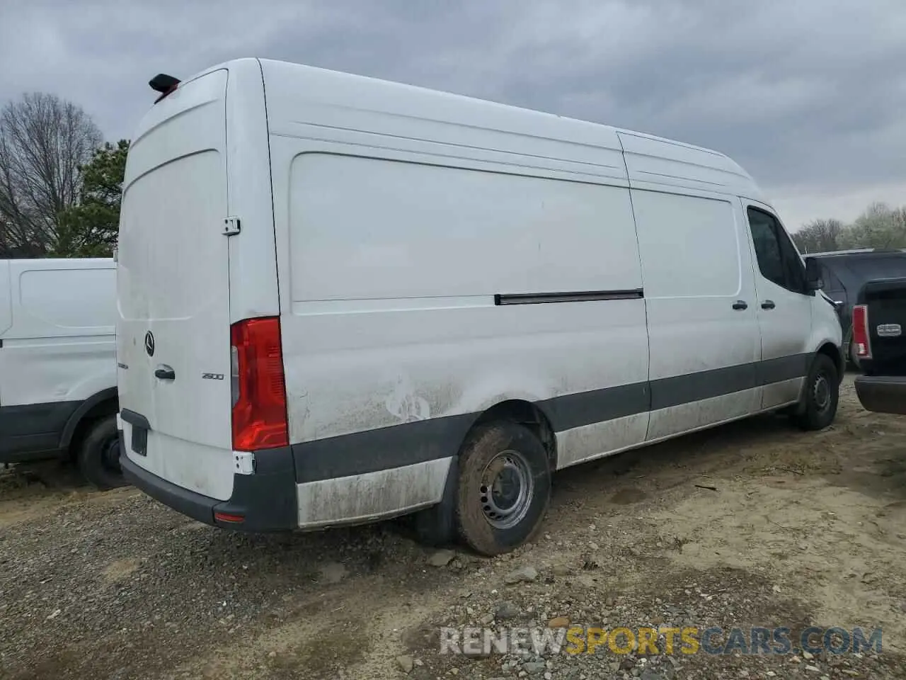 3 Photograph of a damaged car W1Y4KCHY3RT180668 MERCEDES-BENZ SPRINTER 2024