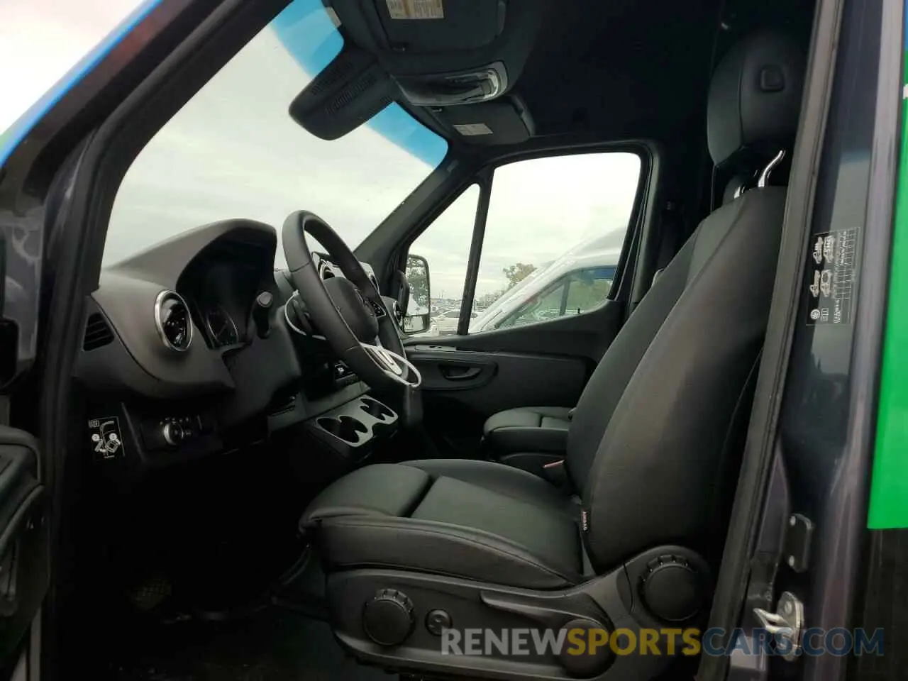 7 Photograph of a damaged car W1Y8ND6Y6RT174851 MERCEDES-BENZ SPRINTER 2024