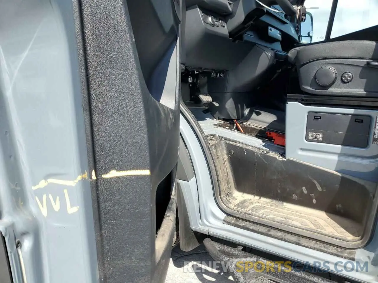 13 Photograph of a damaged car W1Z4NFHY0RP651690 MERCEDES-BENZ SPRINTER 2024