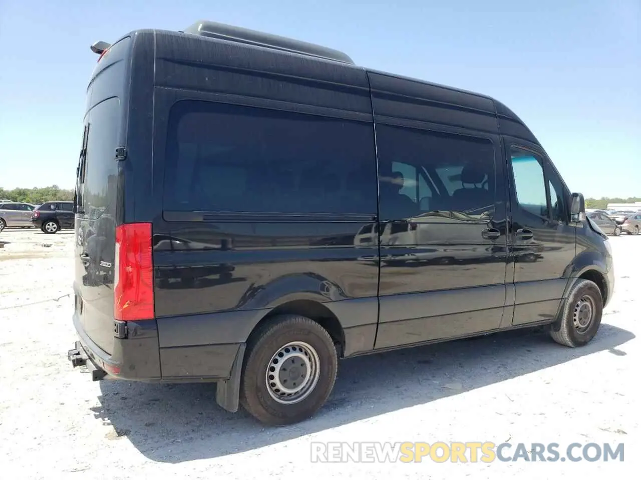 3 Photograph of a damaged car W1Z4NFHYXRP650336 MERCEDES-BENZ SPRINTER 2024