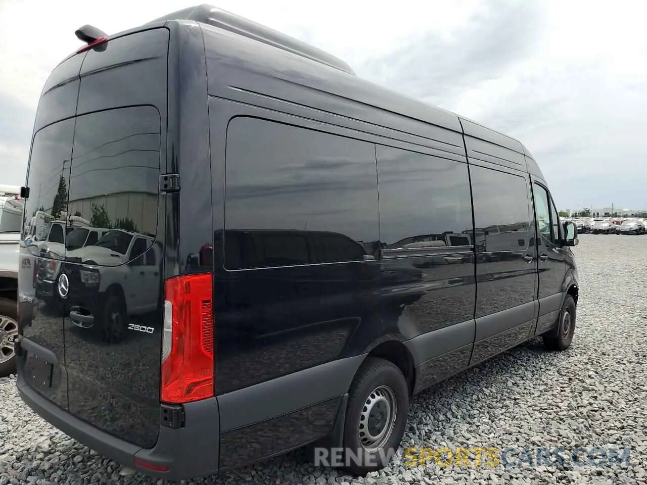 3 Photograph of a damaged car W1Z4KGHY5ST215851 MERCEDES-BENZ SPRINTER 2025