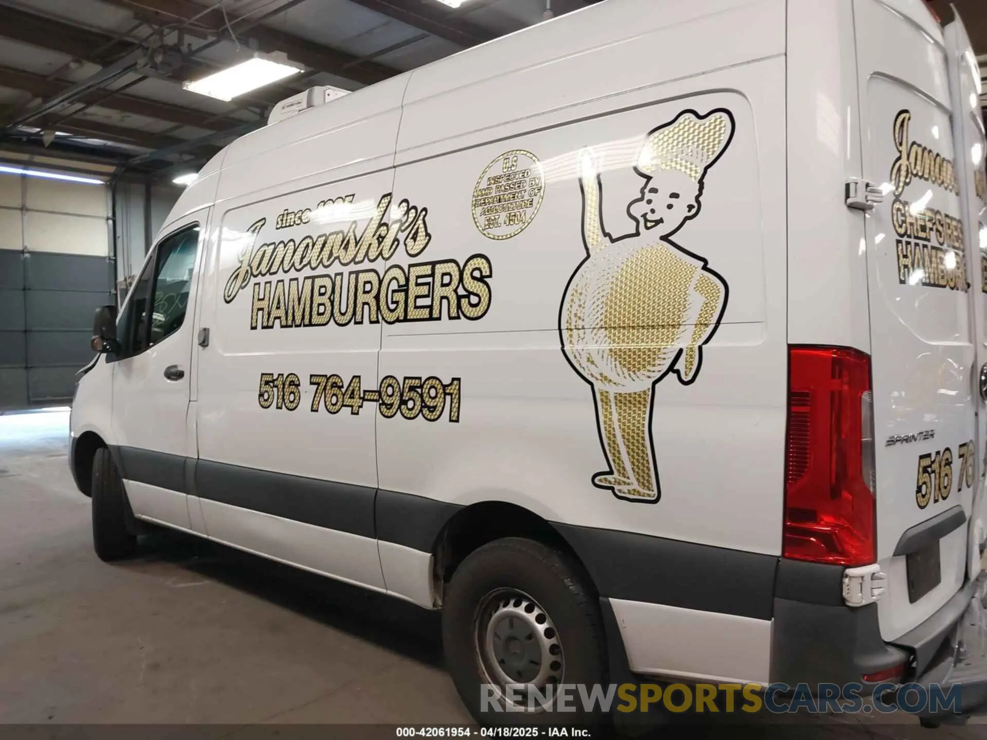 14 Photograph of a damaged car WD3PF0CD7KP054749 MERCEDES-BENZ SPRINTER 2500 2019
