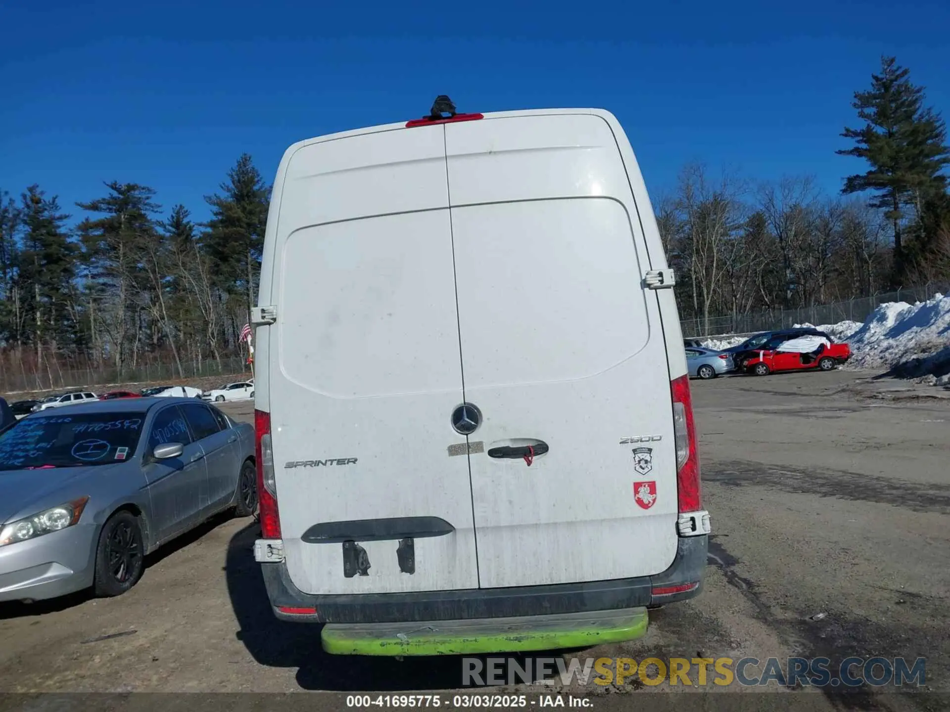16 Photograph of a damaged car WD3PF1CD7KP029498 MERCEDES-BENZ SPRINTER 2500 2019