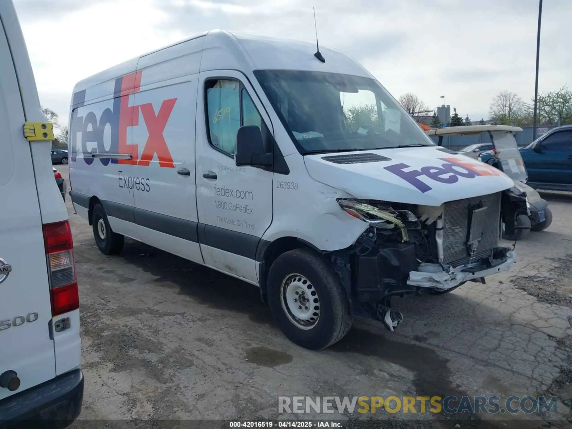 1 Photograph of a damaged car WD3PF1CDXKP059272 MERCEDES-BENZ SPRINTER 2500 2019