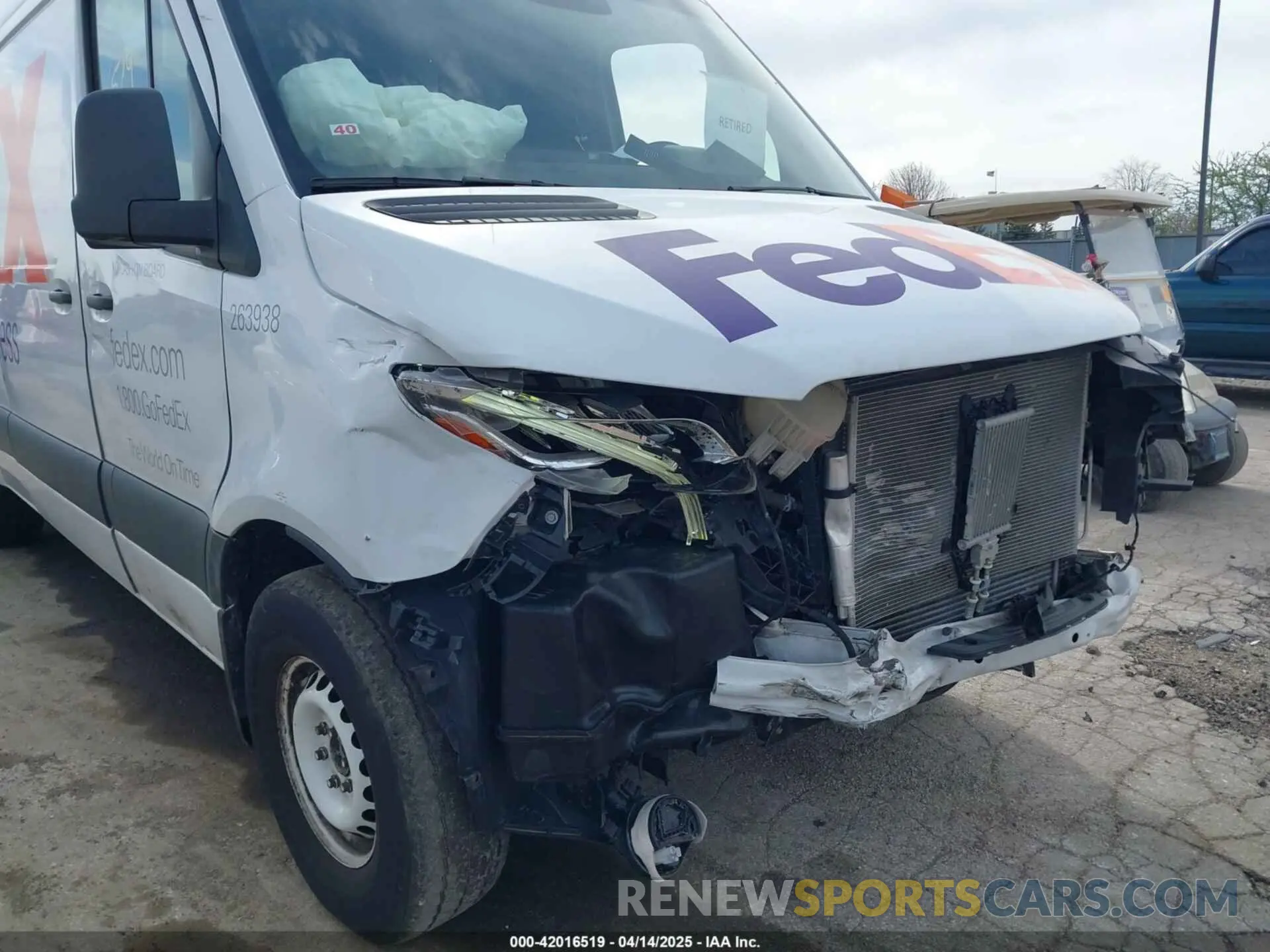 6 Photograph of a damaged car WD3PF1CDXKP059272 MERCEDES-BENZ SPRINTER 2500 2019