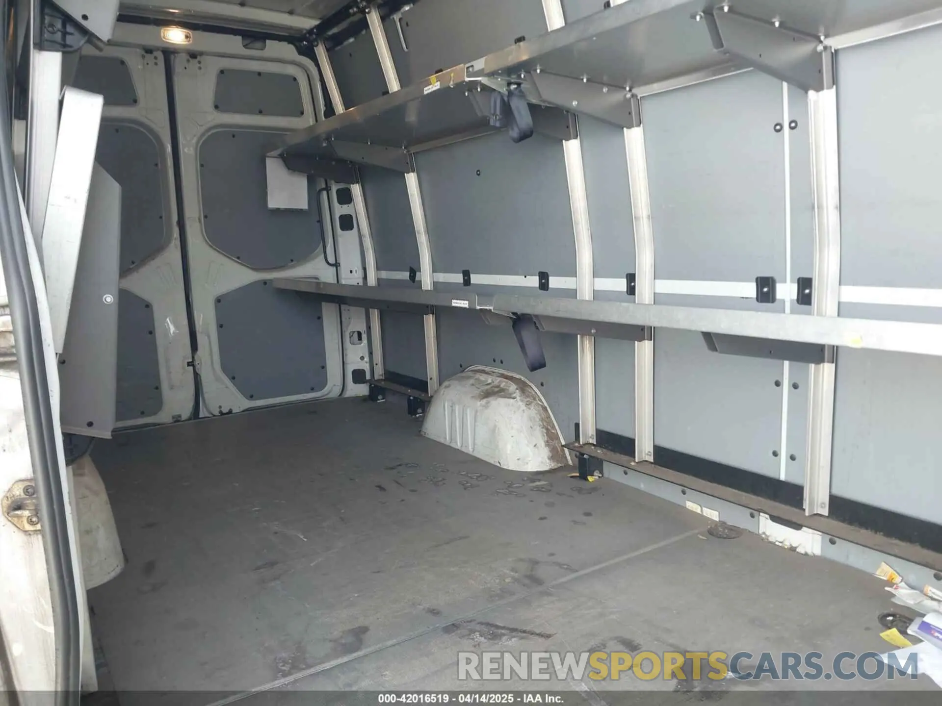 8 Photograph of a damaged car WD3PF1CDXKP059272 MERCEDES-BENZ SPRINTER 2500 2019