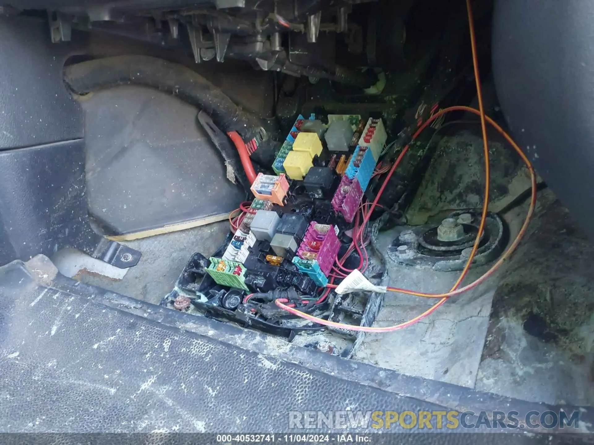 13 Photograph of a damaged car WD4PF0CD1KT004917 MERCEDES-BENZ SPRINTER 2500 2019