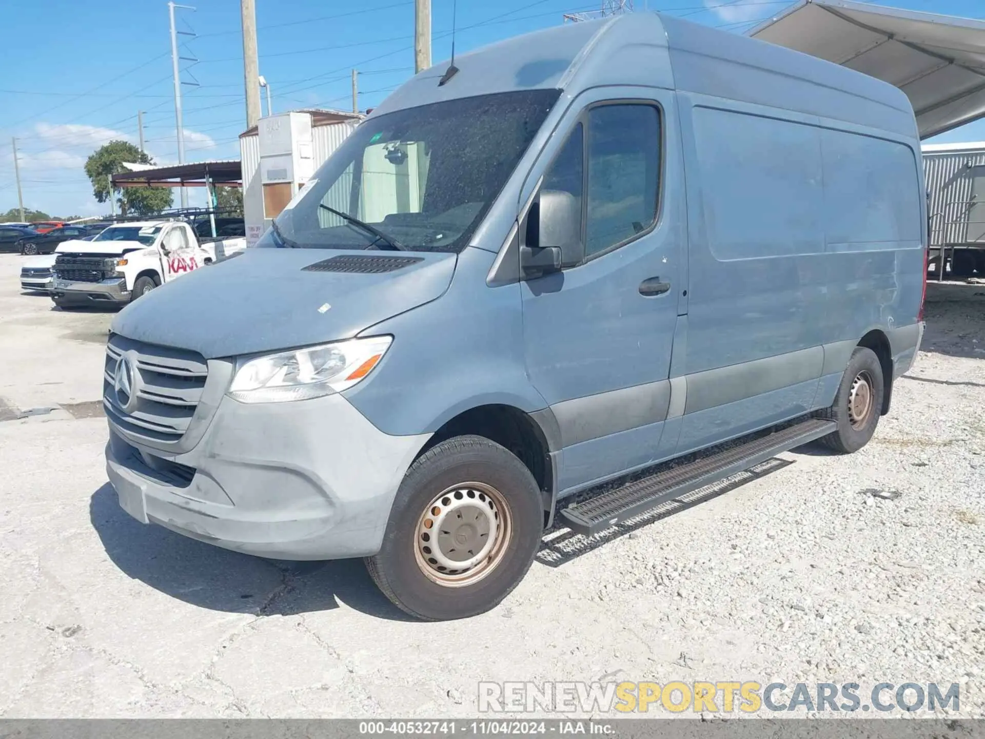 2 Photograph of a damaged car WD4PF0CD1KT004917 MERCEDES-BENZ SPRINTER 2500 2019