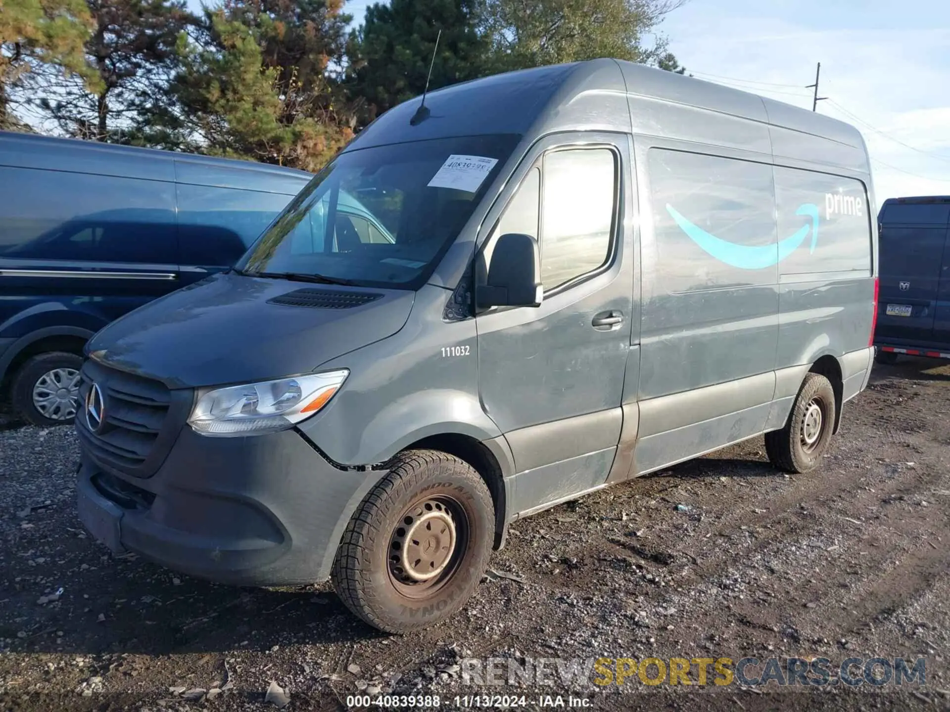 2 Photograph of a damaged car WD4PF0CD2KP096743 MERCEDES-BENZ SPRINTER 2500 2019