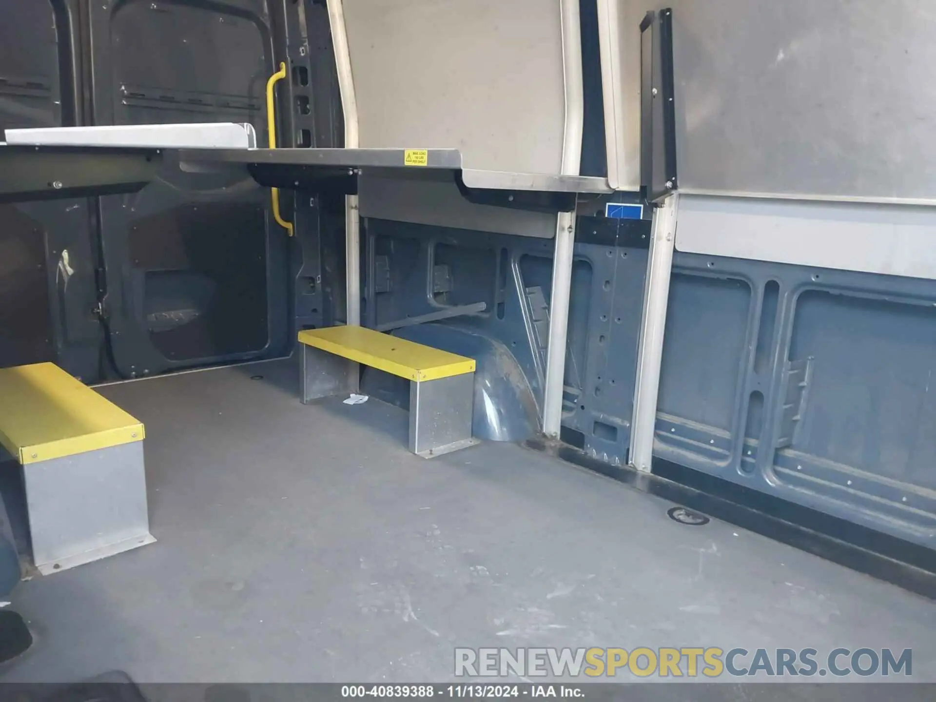 8 Photograph of a damaged car WD4PF0CD2KP096743 MERCEDES-BENZ SPRINTER 2500 2019