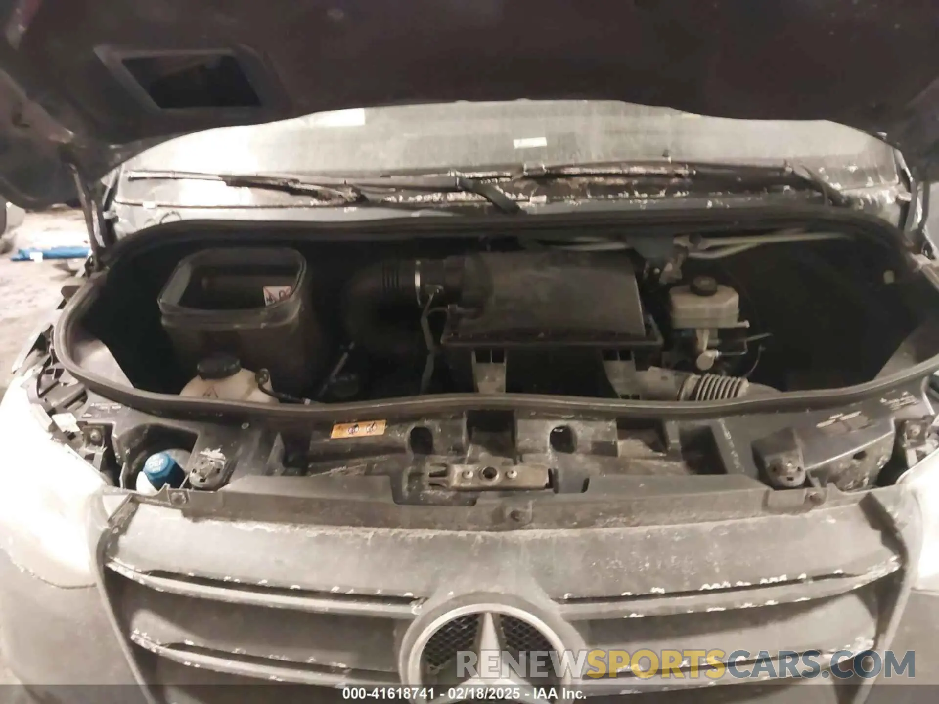10 Photograph of a damaged car WD4PF0CD5KP088412 MERCEDES-BENZ SPRINTER 2500 2019