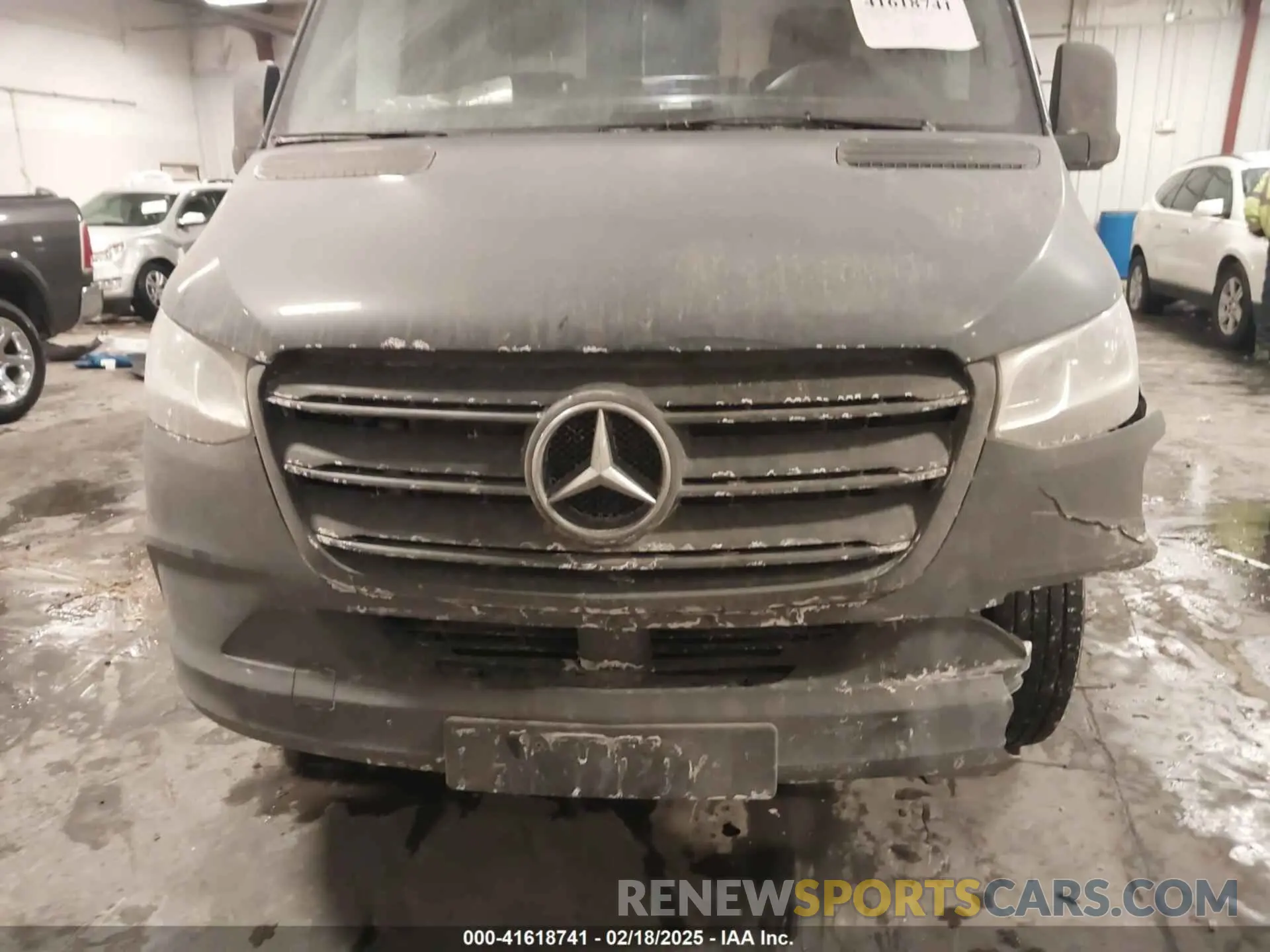 6 Photograph of a damaged car WD4PF0CD5KP088412 MERCEDES-BENZ SPRINTER 2500 2019