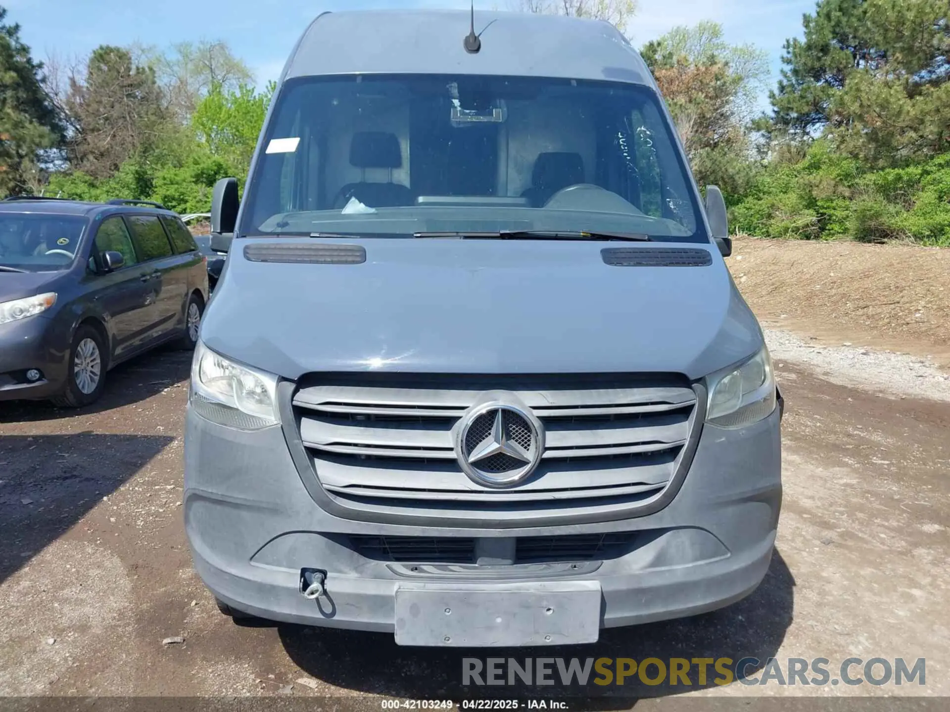 11 Photograph of a damaged car WD4PF0CD6KP044032 MERCEDES-BENZ SPRINTER 2500 2019