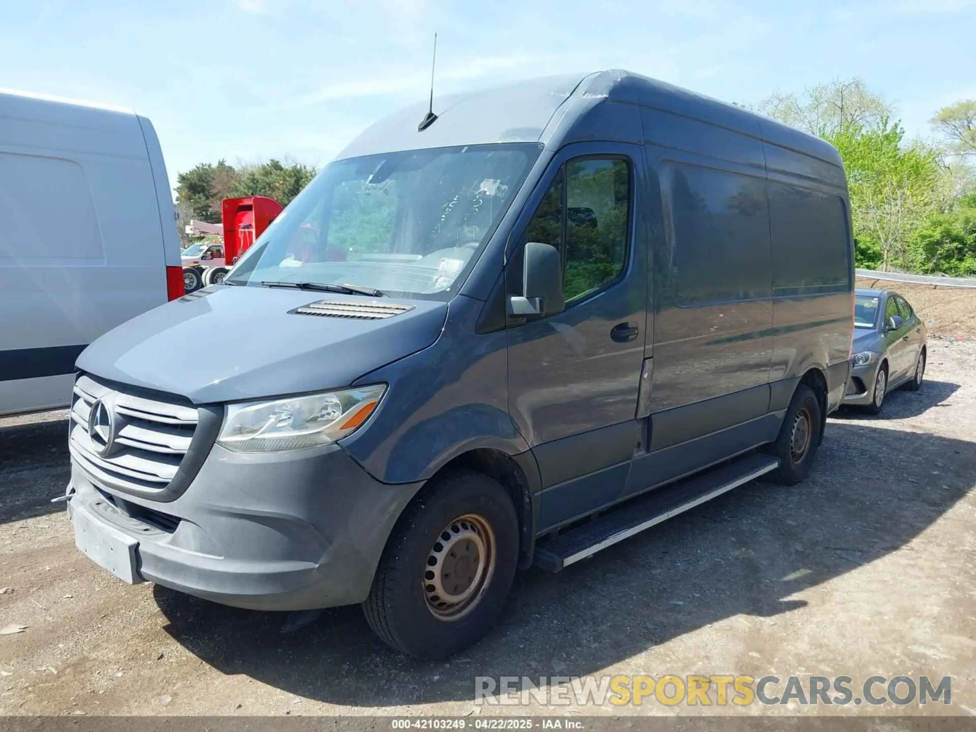 2 Photograph of a damaged car WD4PF0CD6KP044032 MERCEDES-BENZ SPRINTER 2500 2019