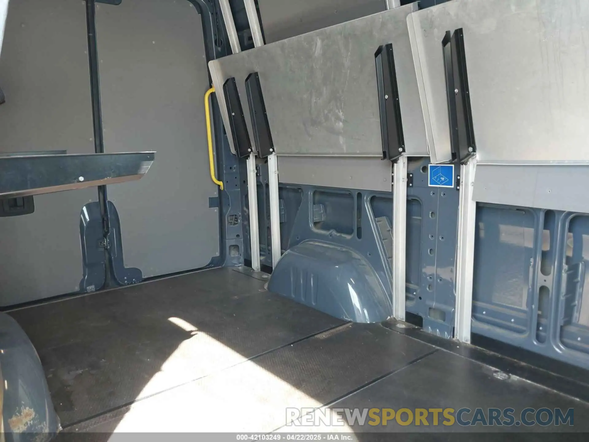 8 Photograph of a damaged car WD4PF0CD6KP044032 MERCEDES-BENZ SPRINTER 2500 2019