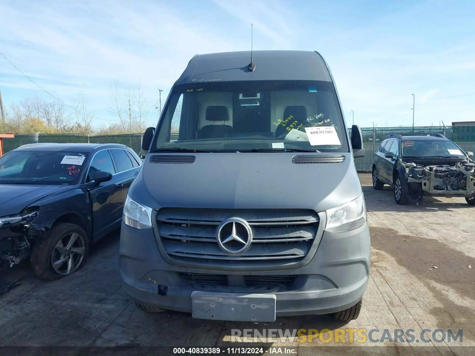 11 Photograph of a damaged car WD4PF0CD6KP092839 MERCEDES-BENZ SPRINTER 2500 2019