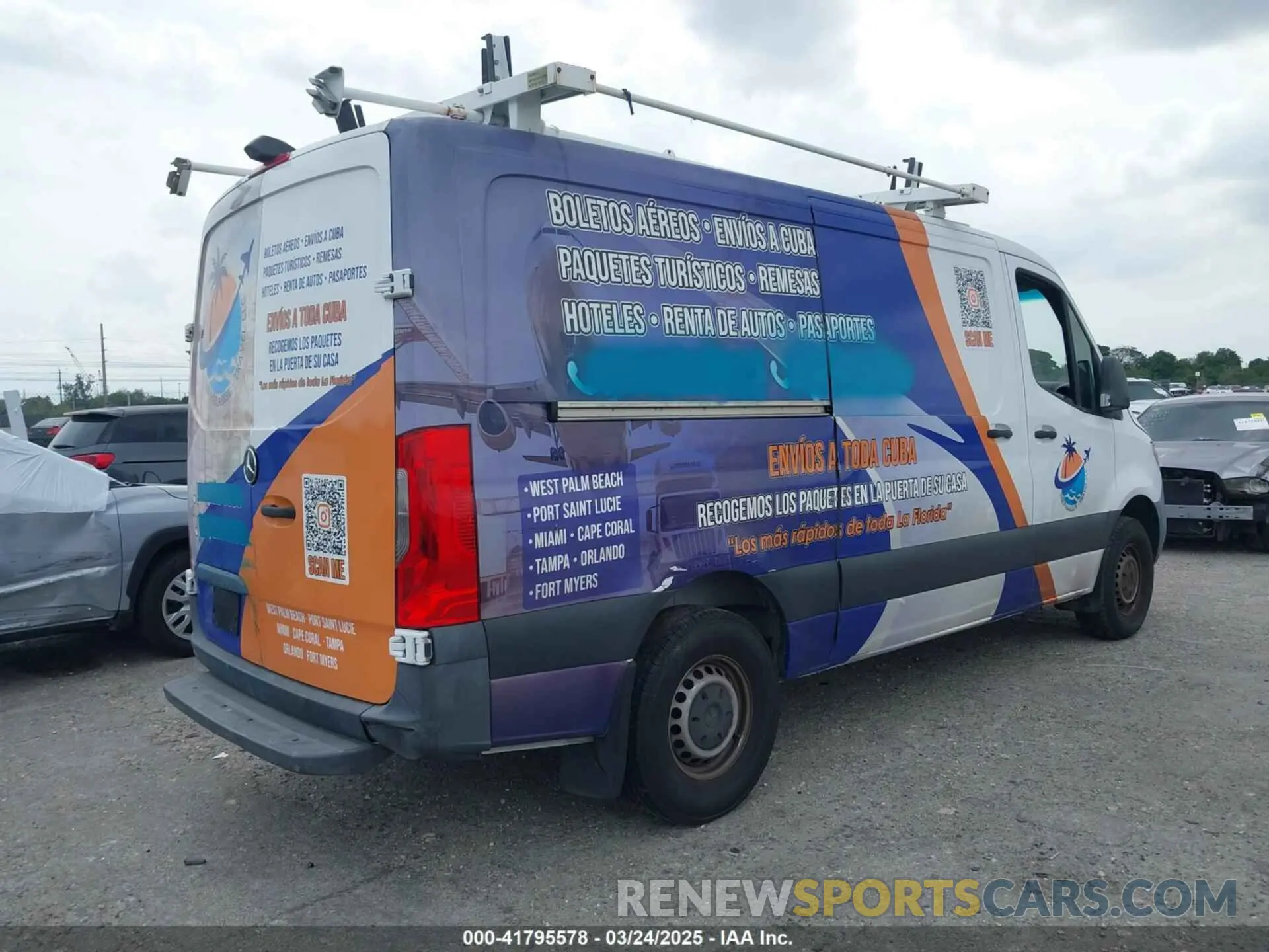 4 Photograph of a damaged car WD4PF0CD8KT001089 MERCEDES-BENZ SPRINTER 2500 2019